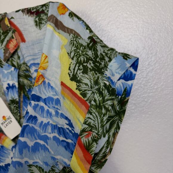 Marine Layer Hawaiian Shirt Womens Medium Malia Button Camp Rainbow Beach NWT - Picture 7 of 12